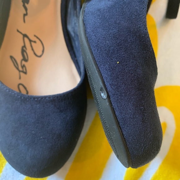 American Rag Cie Navy Miley Chop out Wedges 7.5M - Picture 3 of 8